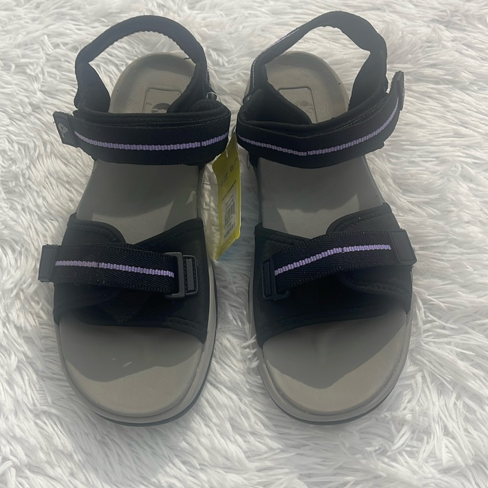O’RAGEOUS SANDALS NWT SIZE 9